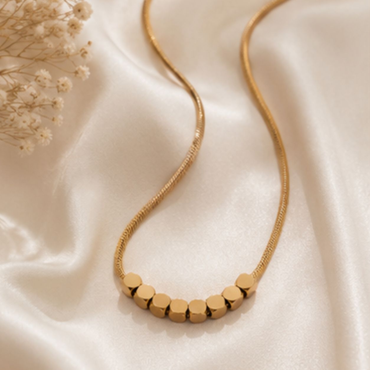 Nivah Chain Cluster Necklace