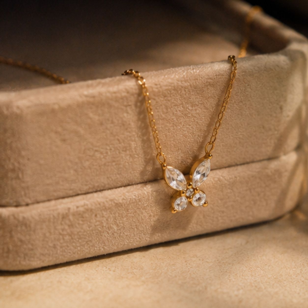 Naina Stone Blossom