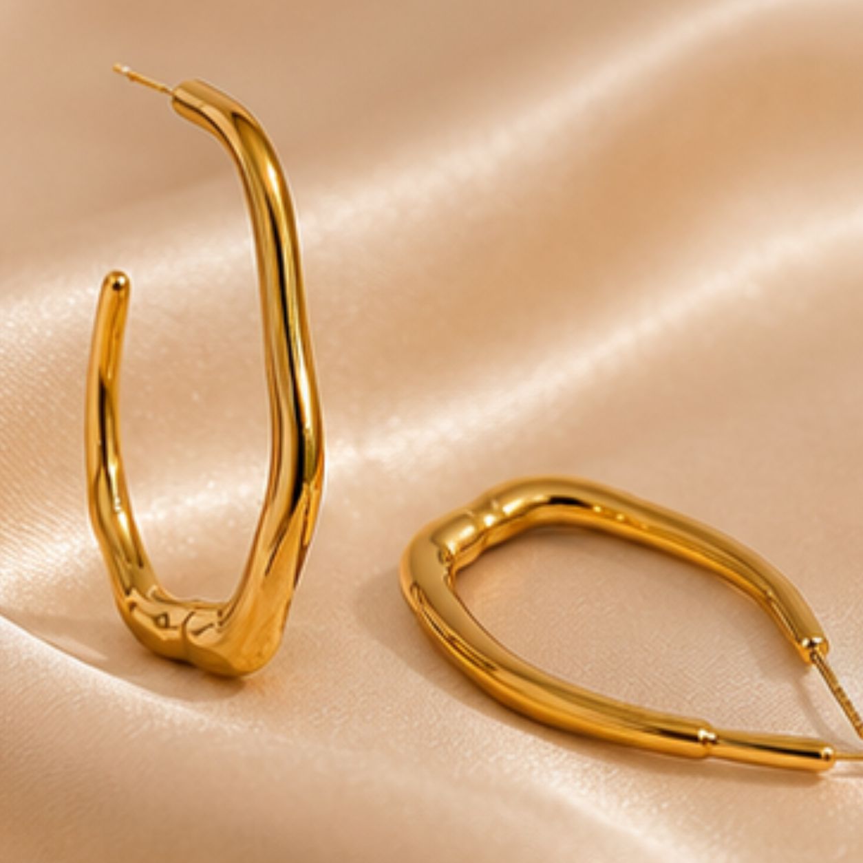 Muse Cluster Earrings