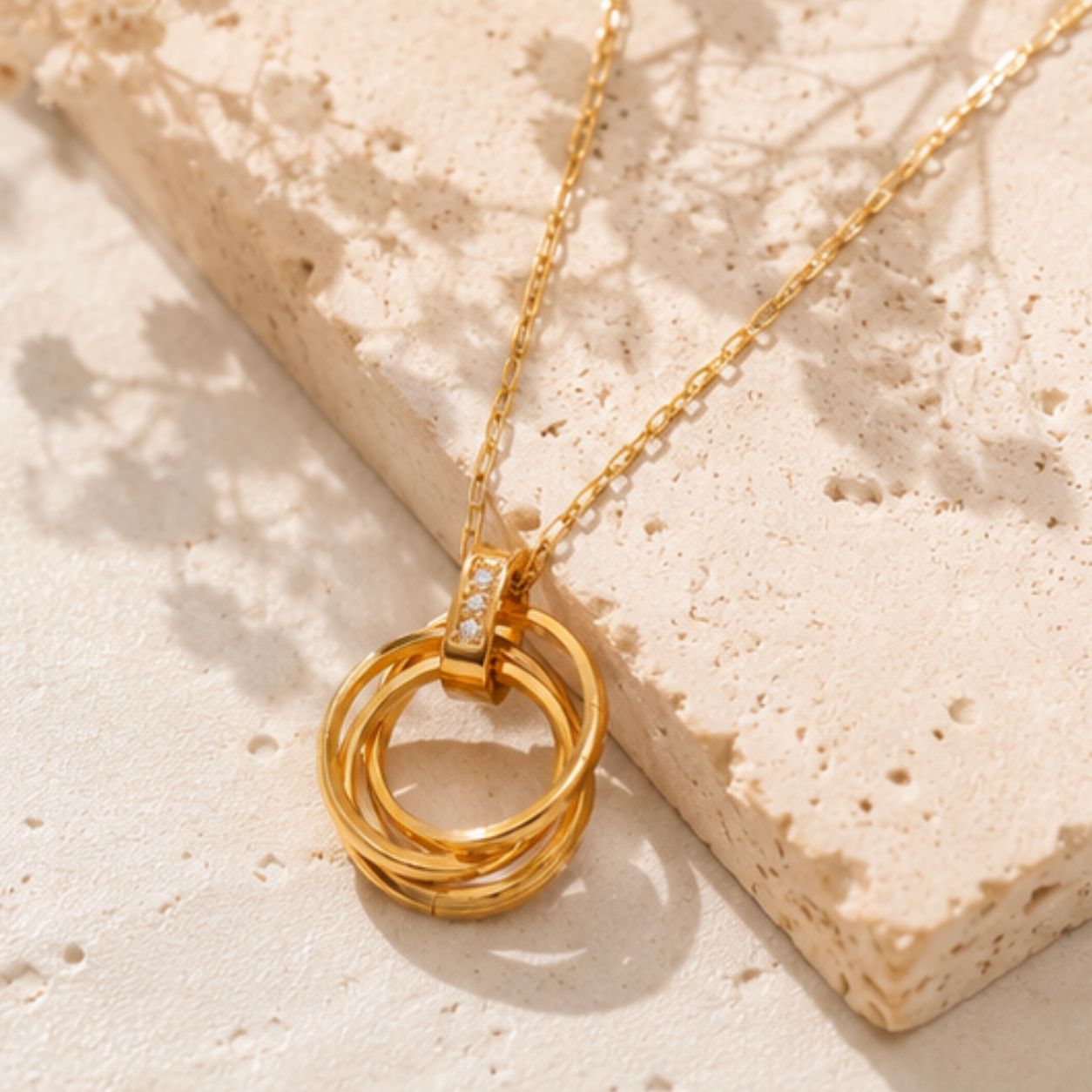Saanvi Orbit Necklace