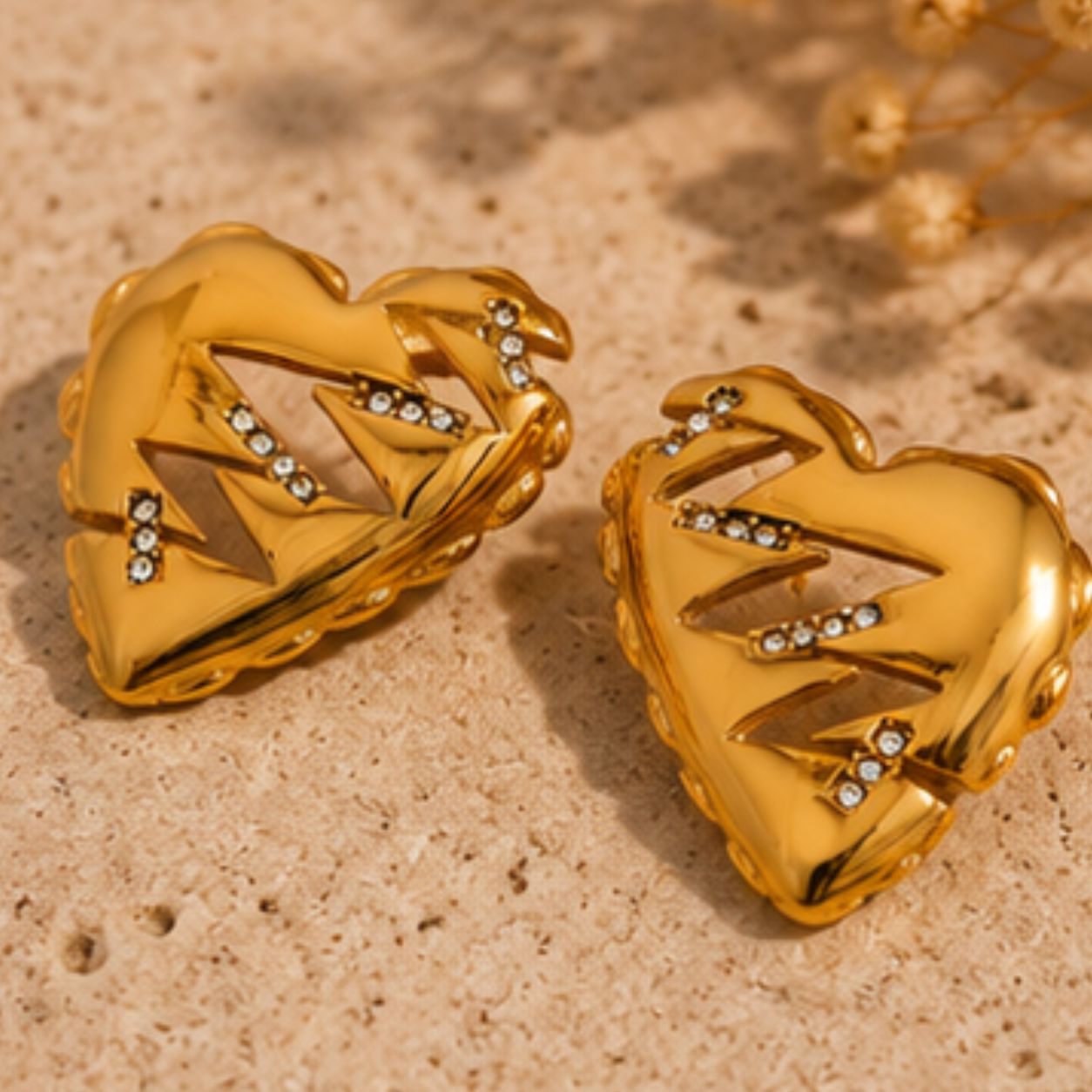 Irisa Jagged Gold Hearts