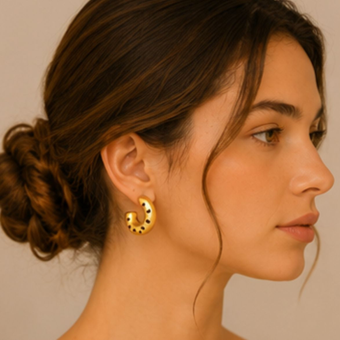 Reeva Cutout Heart Hoops