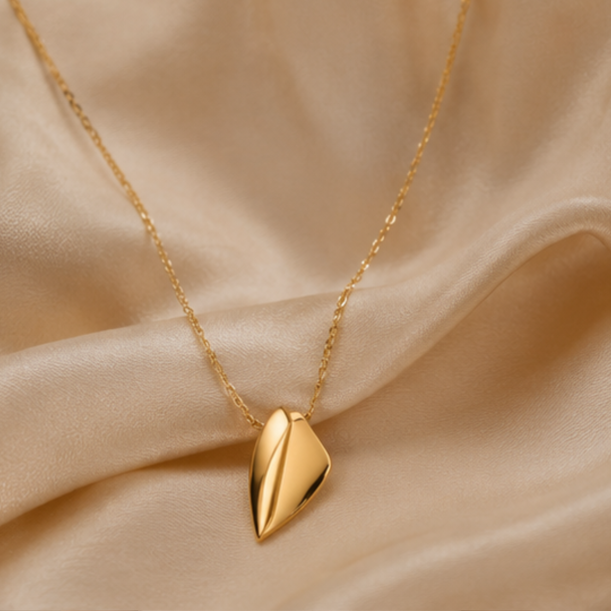Avant Gold Slice Necklace