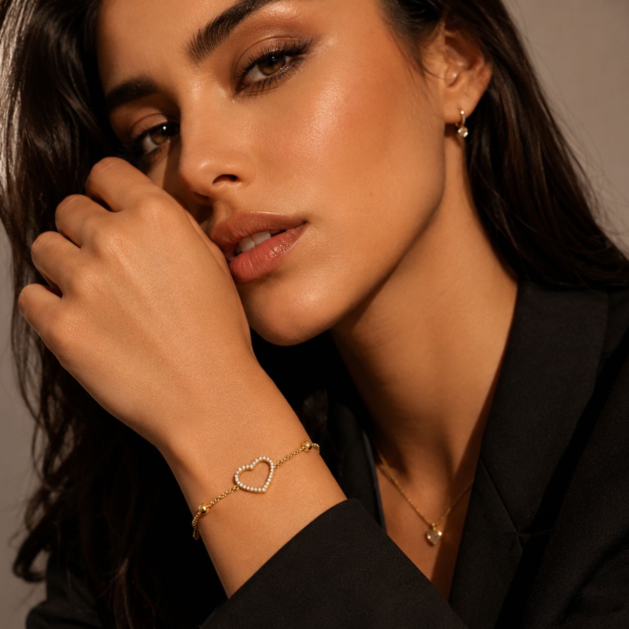 Aarohi Heart Zircon Bracelet