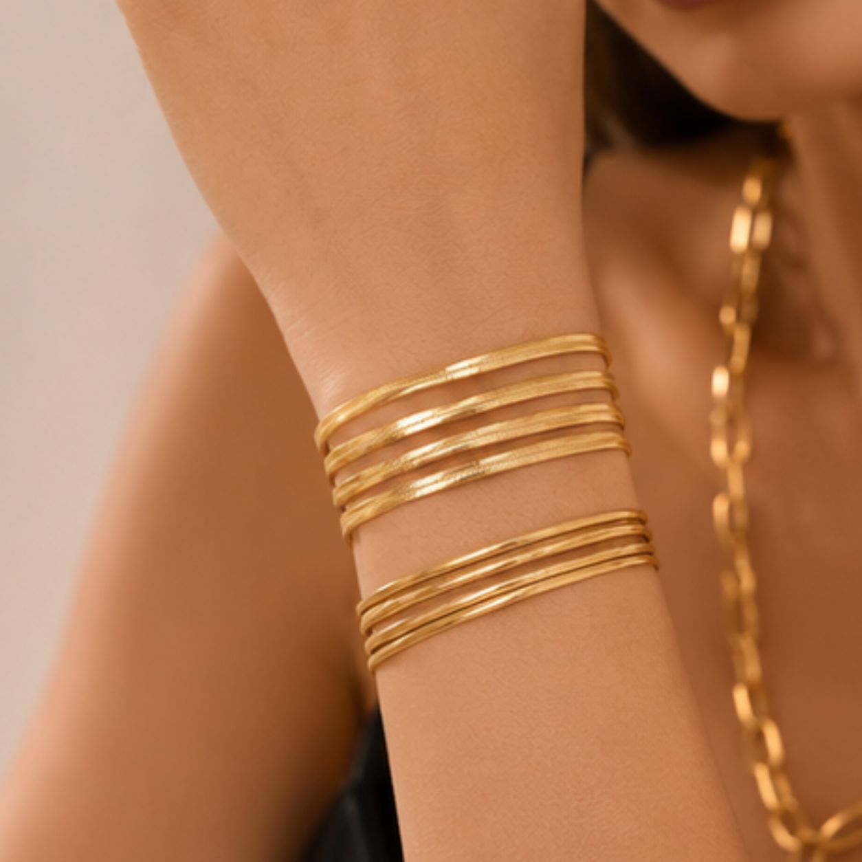 Eira Stream Mesh Bracelet