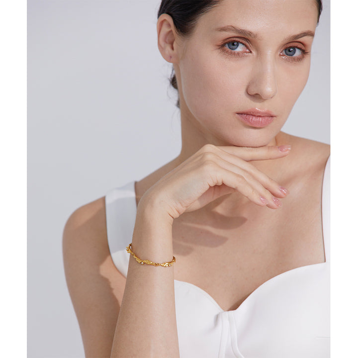 Aarambh Molten Gold Stone Bracelet