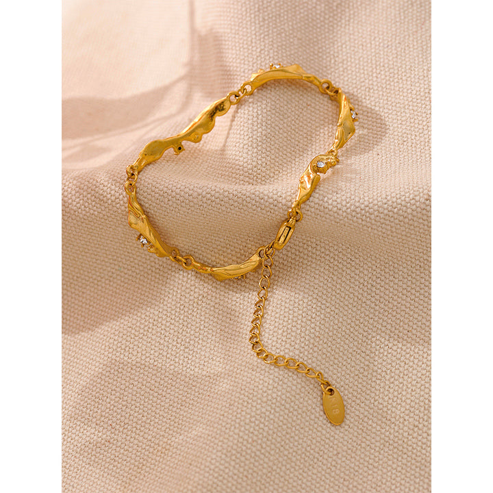 Aarambh Molten Gold Stone Bracelet