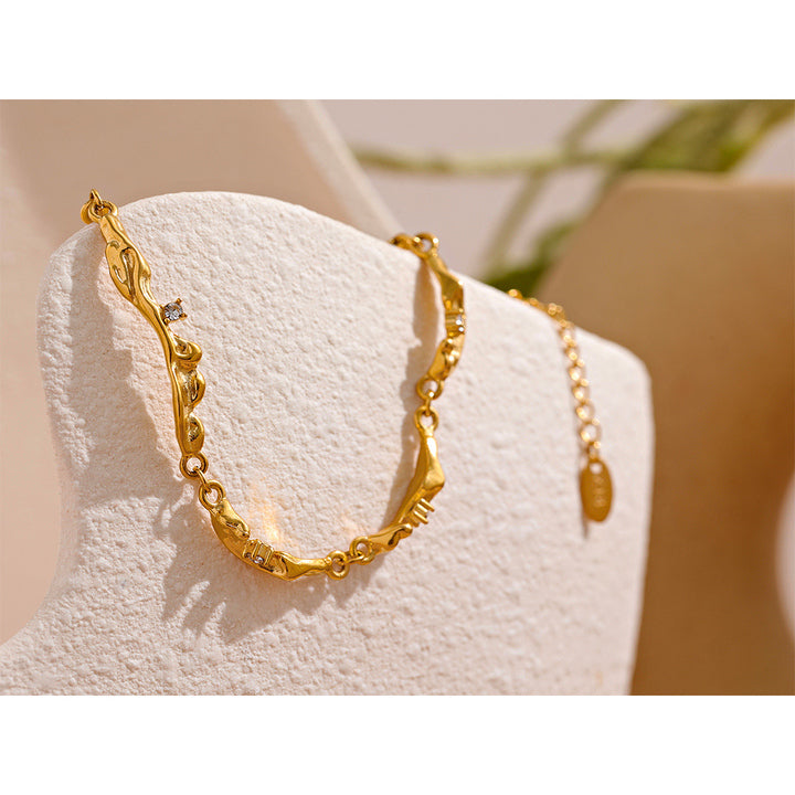 Aarambh Molten Gold Stone Bracelet