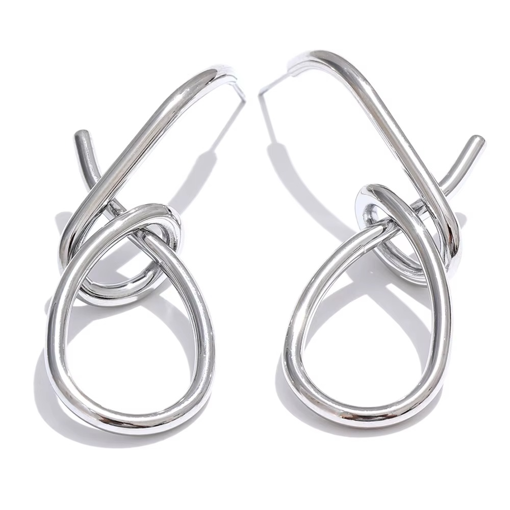 Aarohi Looped Gold Earrings