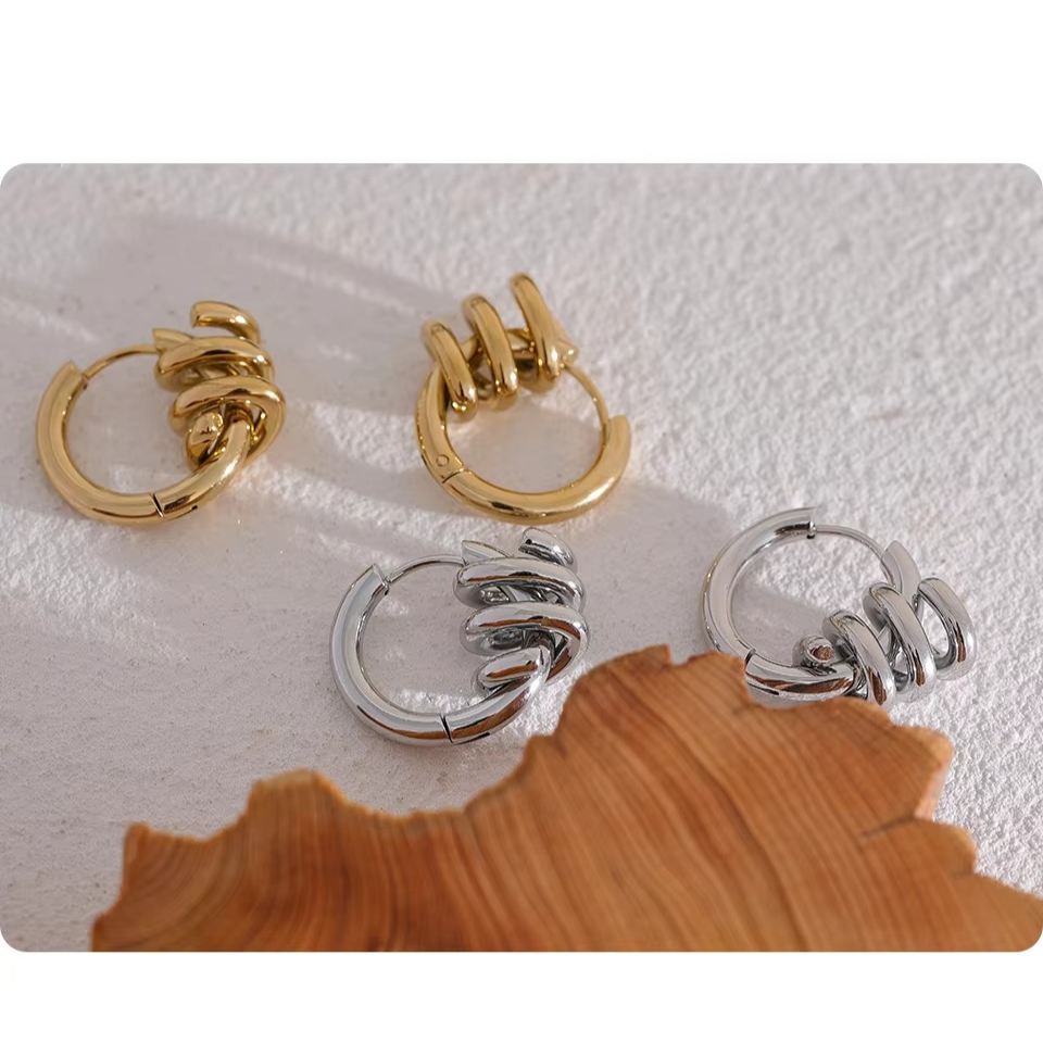 Aarohi Spiral Hoops