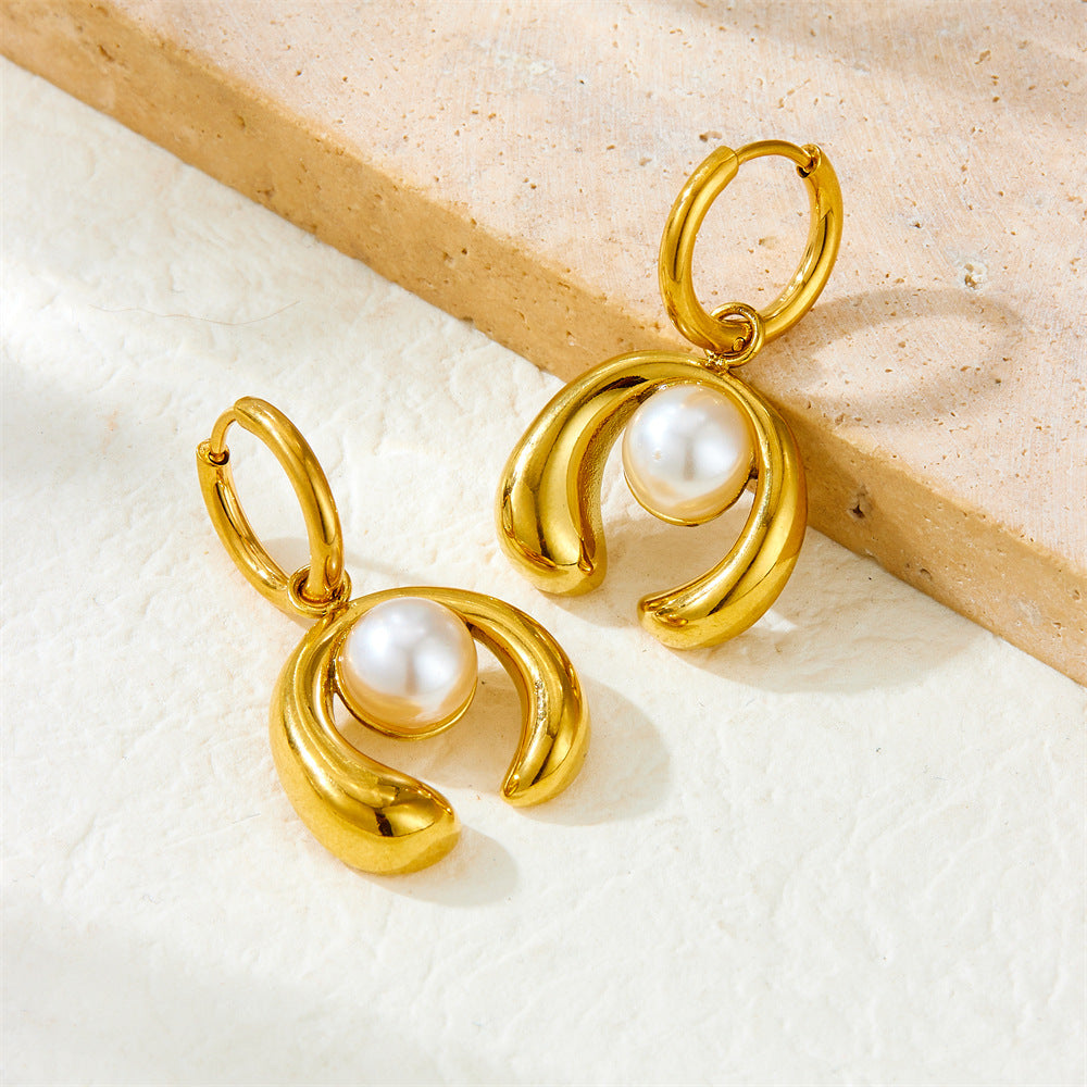 Amara Orb Pearl Earrings
