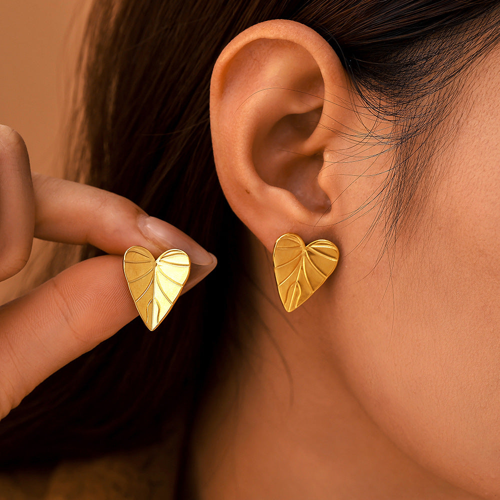 Anaya Leaf Stud Earring