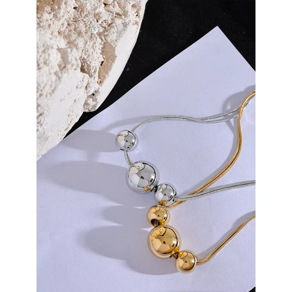 Arya Orb Necklace