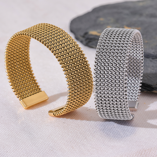 Divya Mesh Cuff Bracelet