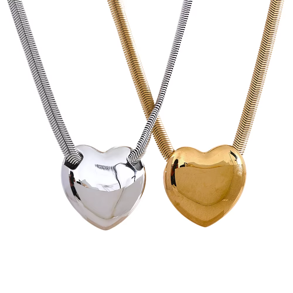 Aarohi Bold Heart Necklace