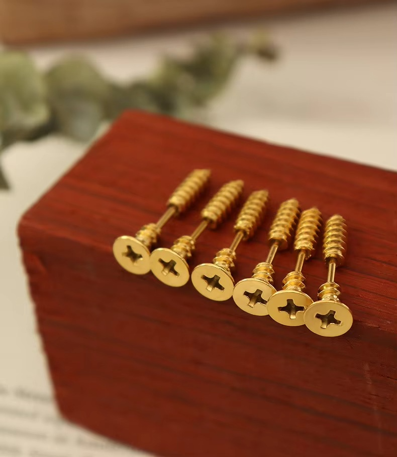Edge Screw Stud Gold Earrings