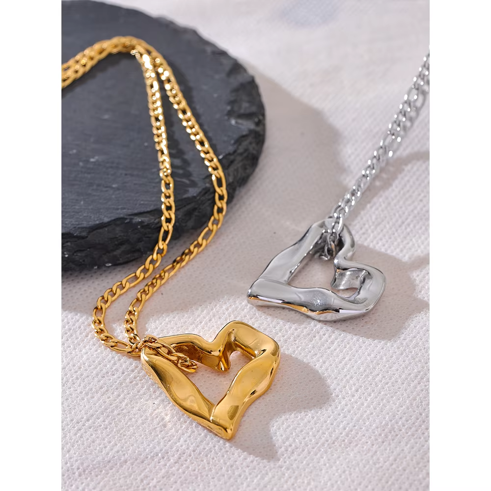 Ganga Sculpted Love Necklace
