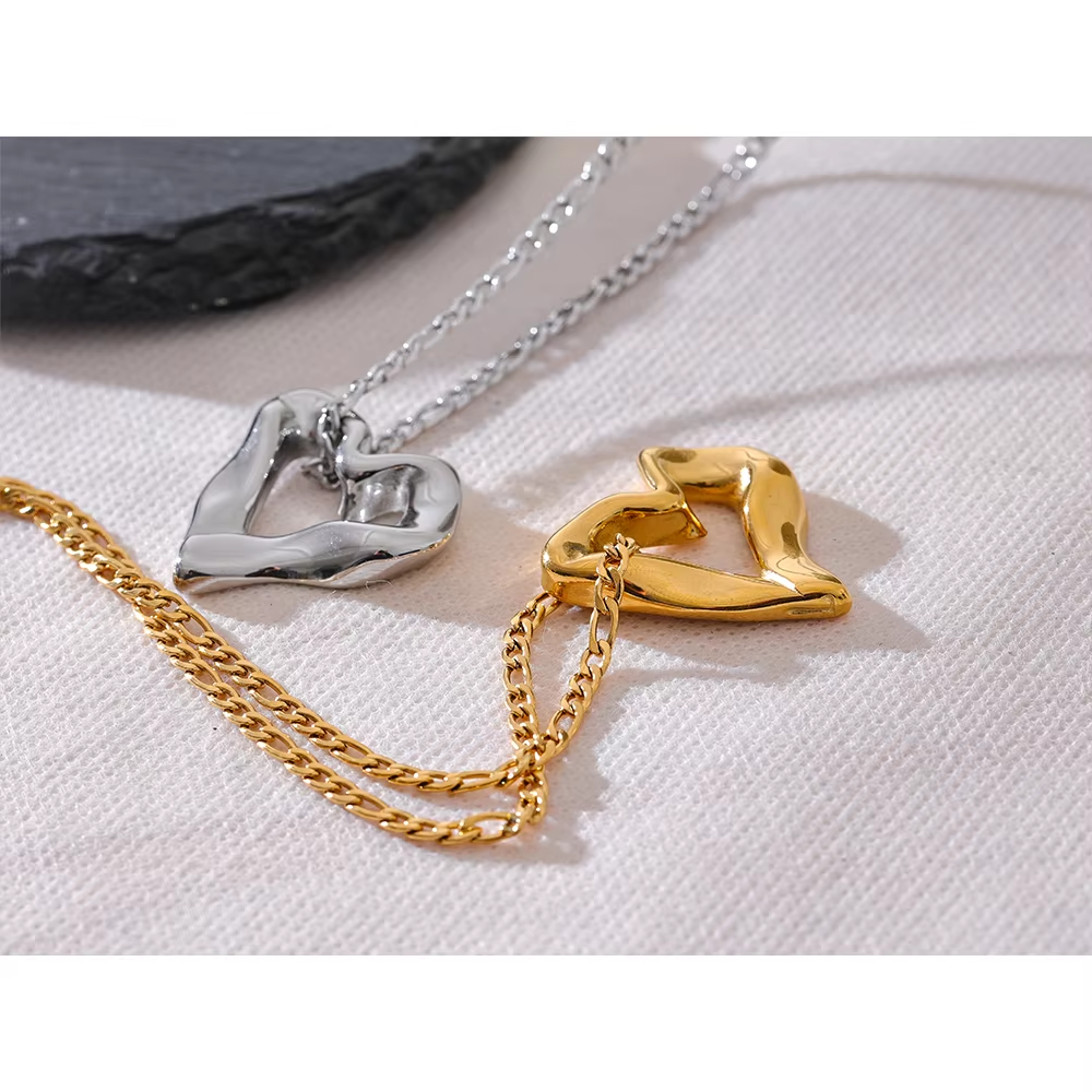 Ganga Sculpted Love Necklace