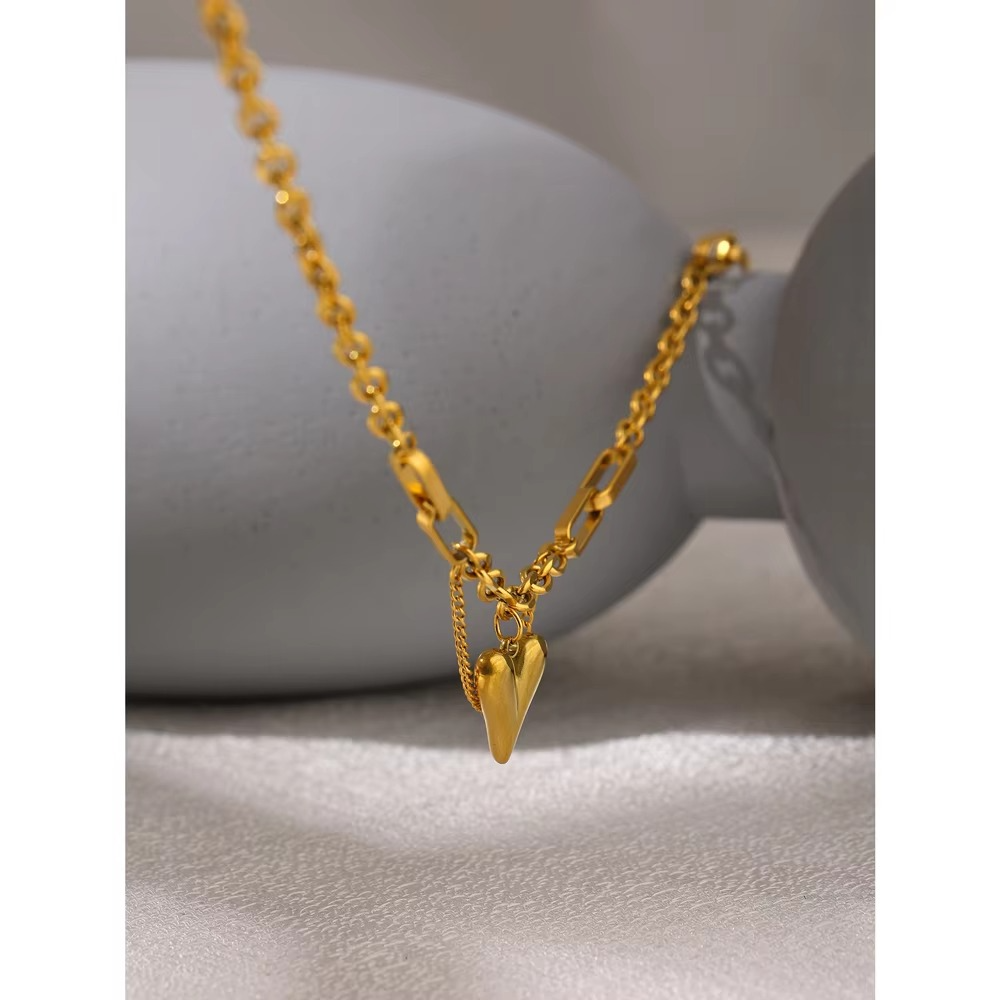 Gul Heart Link Chain Necklace