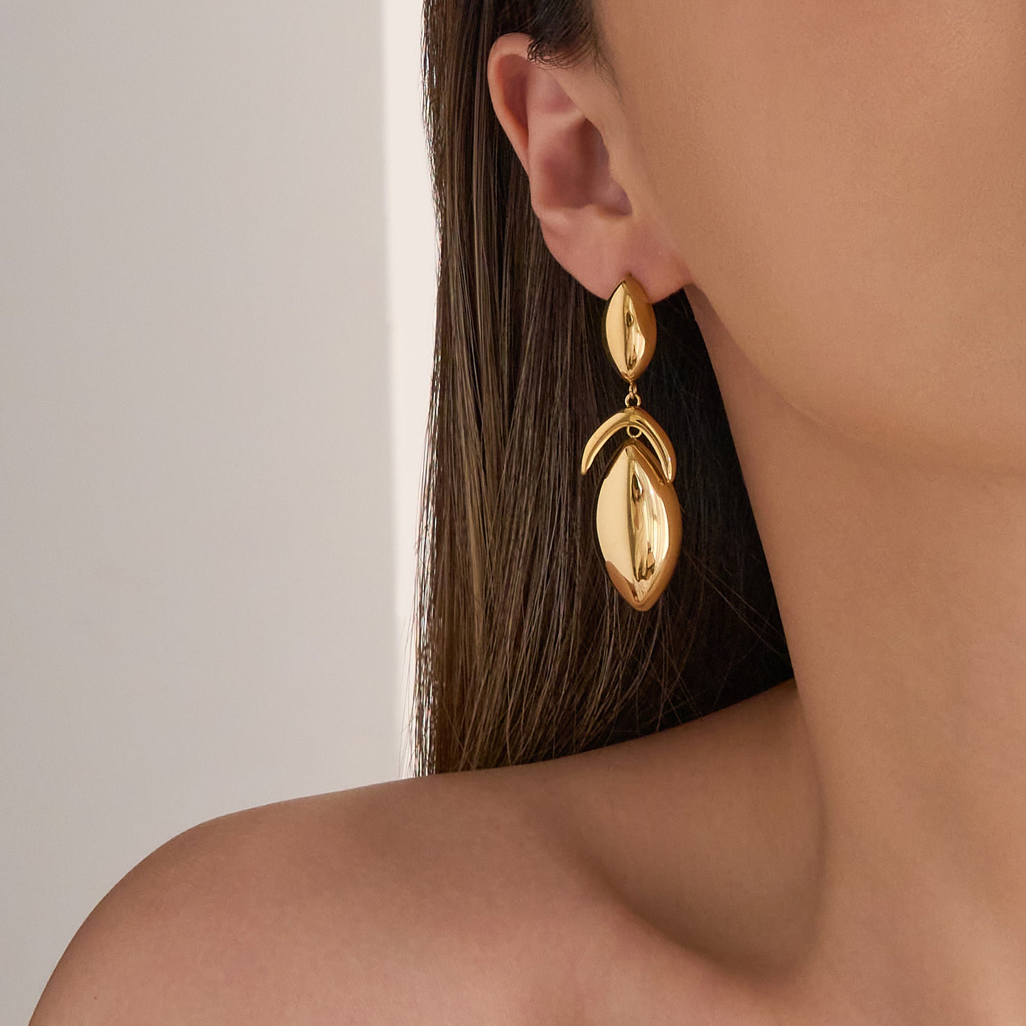 Ila Petal Drop Earrings