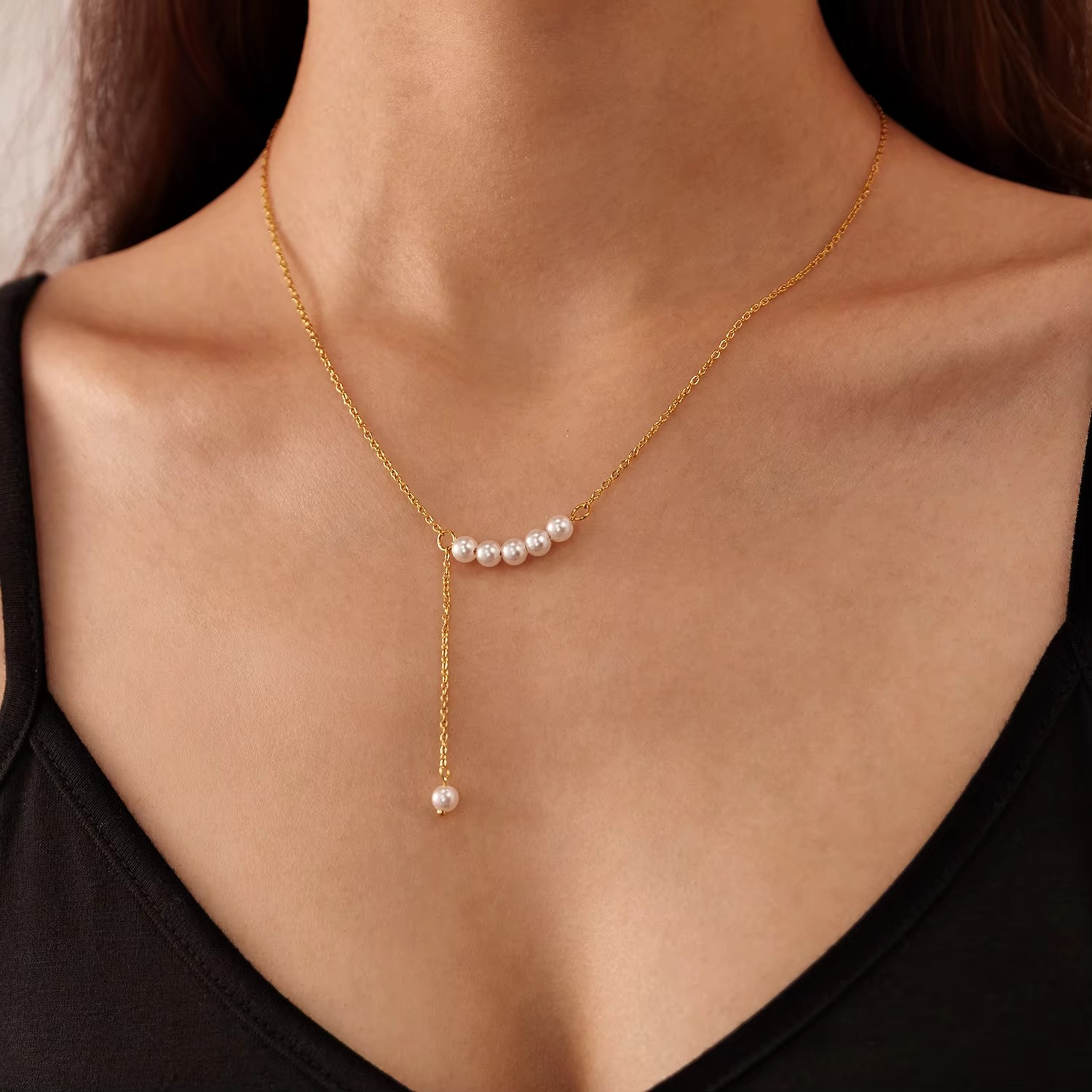 Ina Pearl Line Necklace