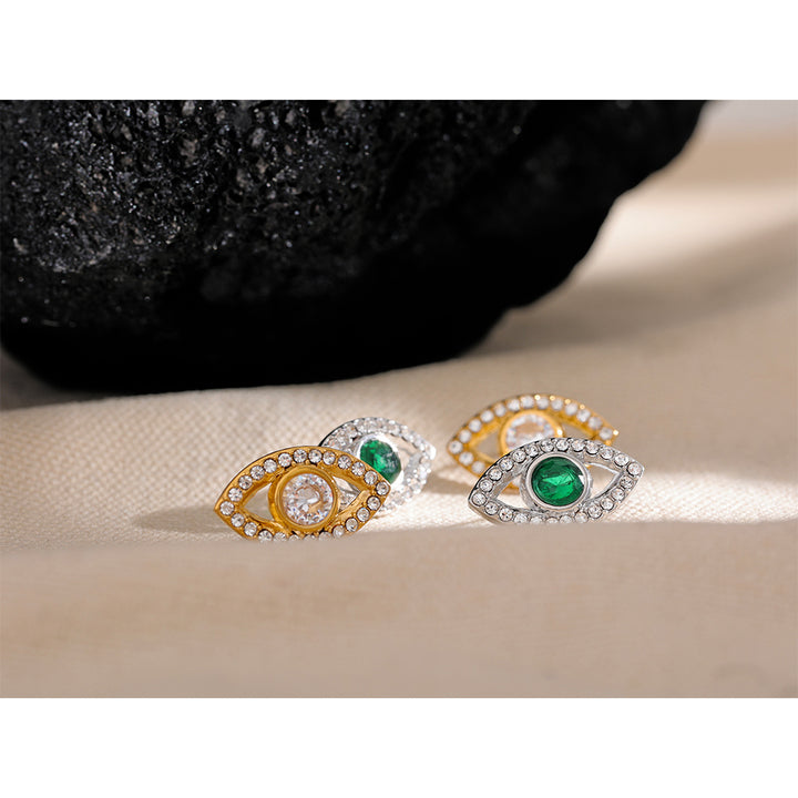 Inaaya Crystal Gaze Studs