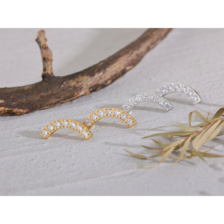 Inaaya Curve Earring