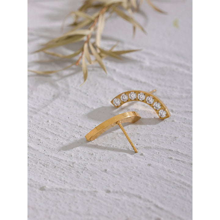 Inaaya Curve Earring