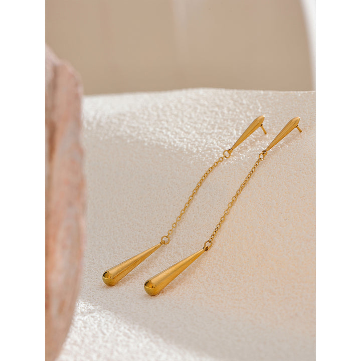 Inaaya Raindrop Earrings