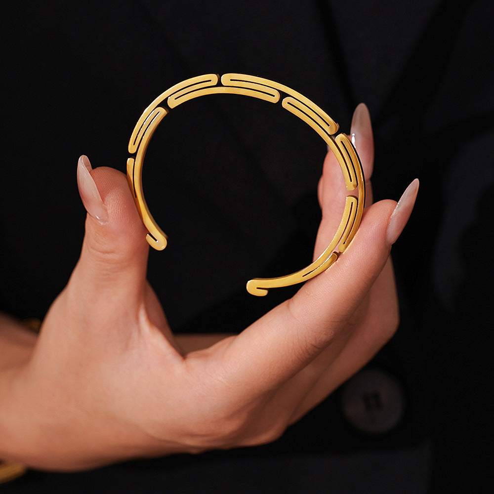 Inara Line Cuff Bracelet