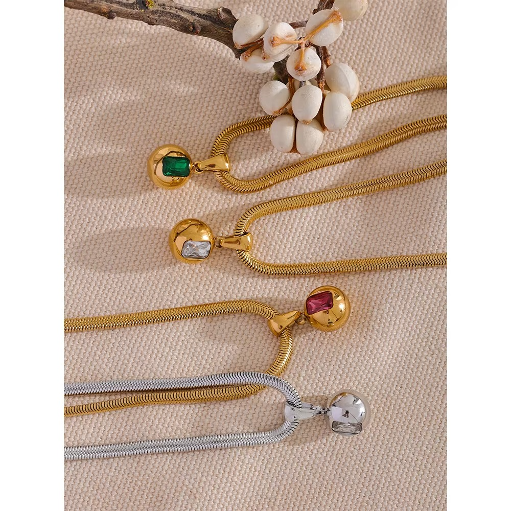 Indira Prism Pendant