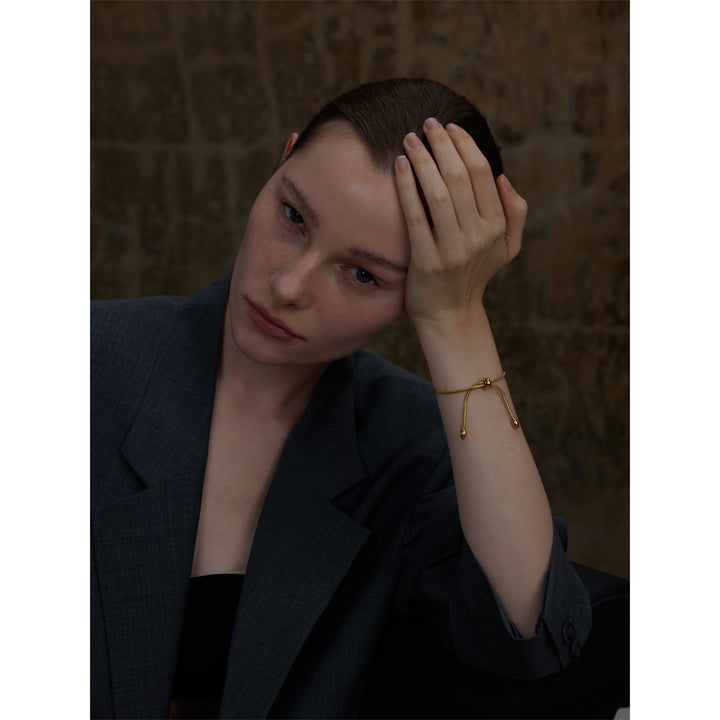 Indira Smooth Gold Chain Bracelet