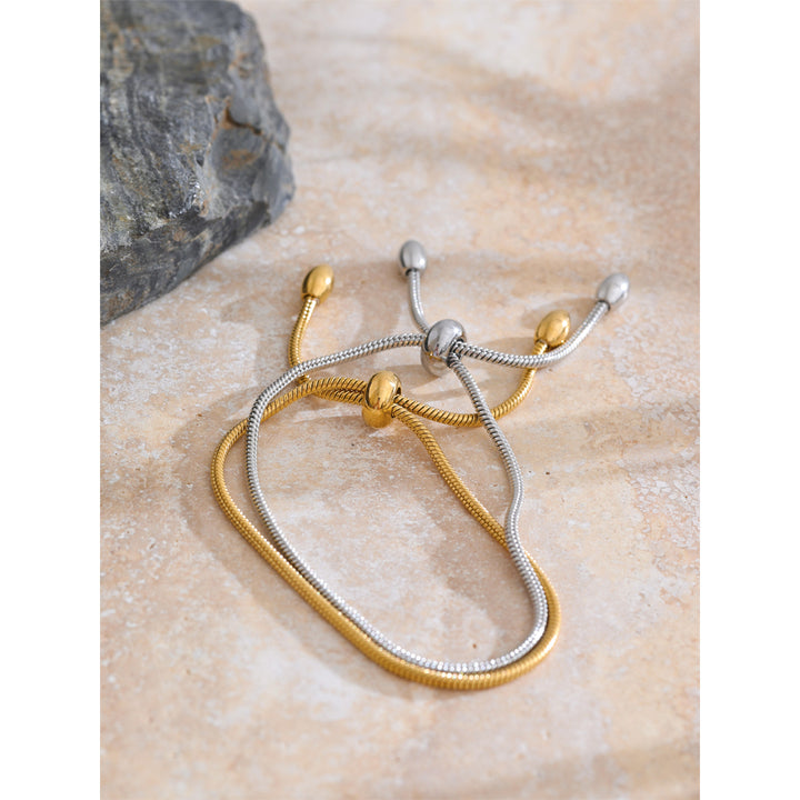 Indira Smooth Gold Chain Bracelet