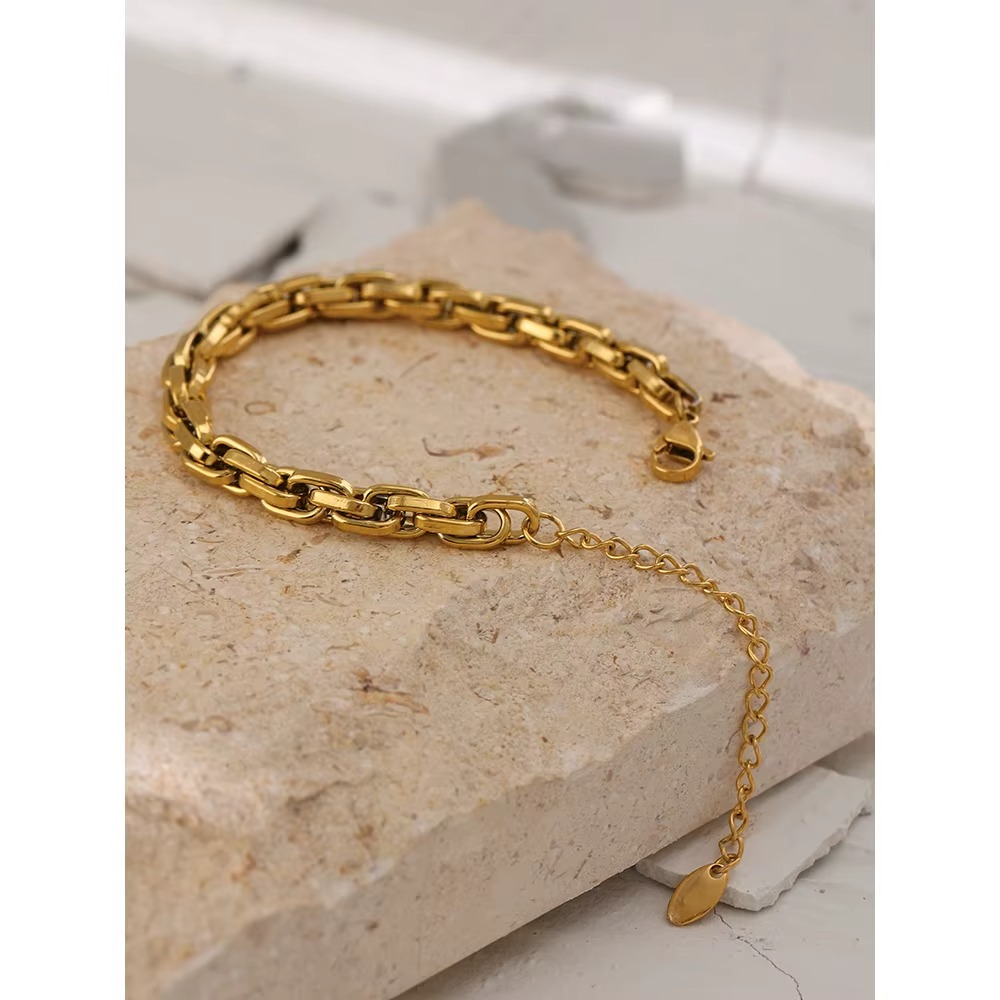 Iyla Link Chain Bracelet