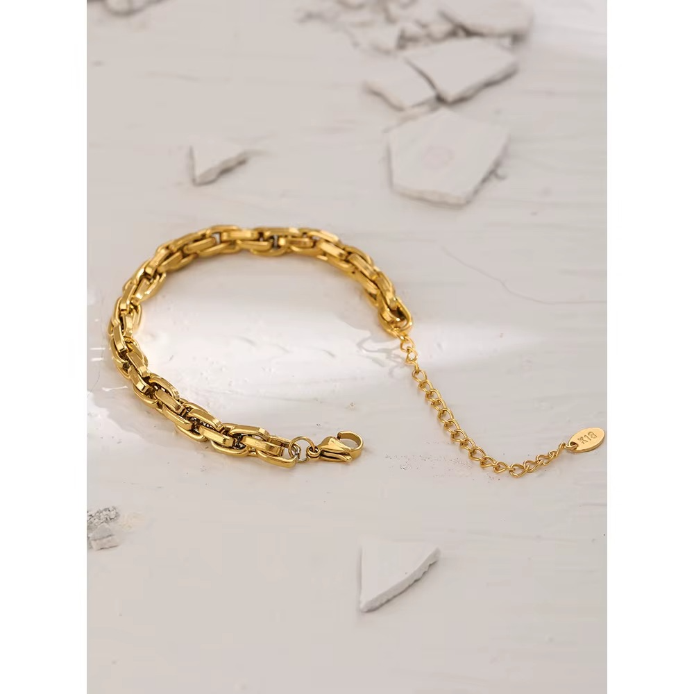 Iyla Link Chain Bracelet