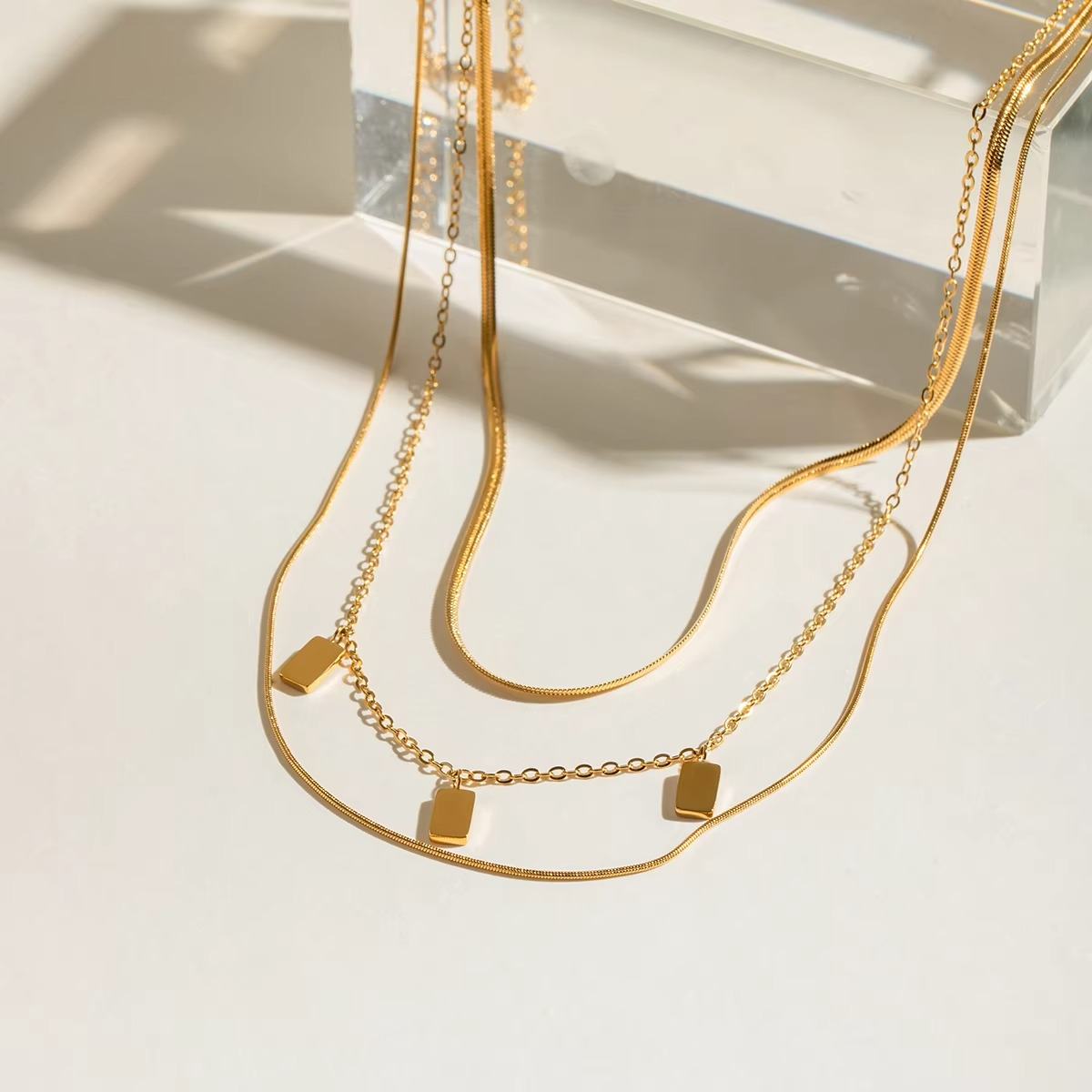Kaari Minimal Tag Layered Necklace
