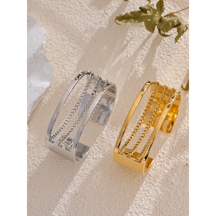 Kaira Gold Chain Cage Cuff
