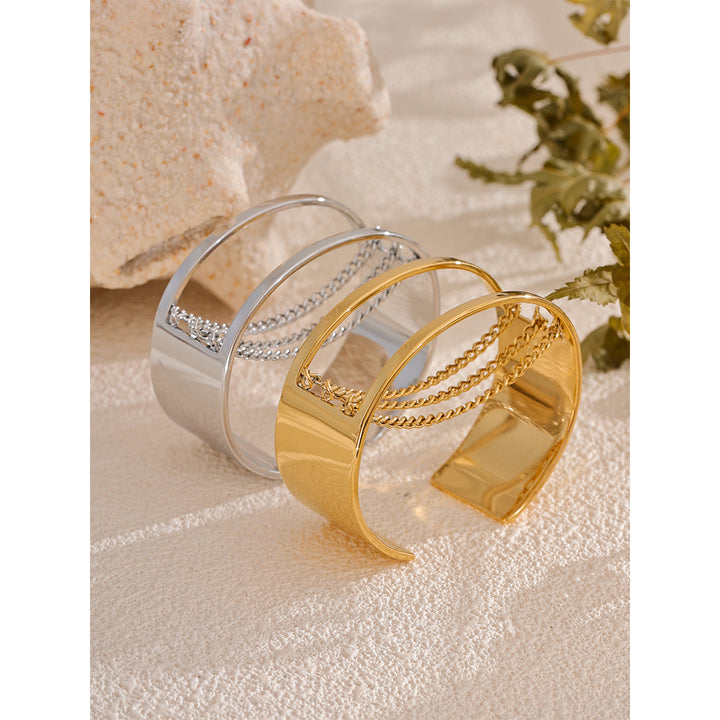 Kaira Gold Chain Cage Cuff