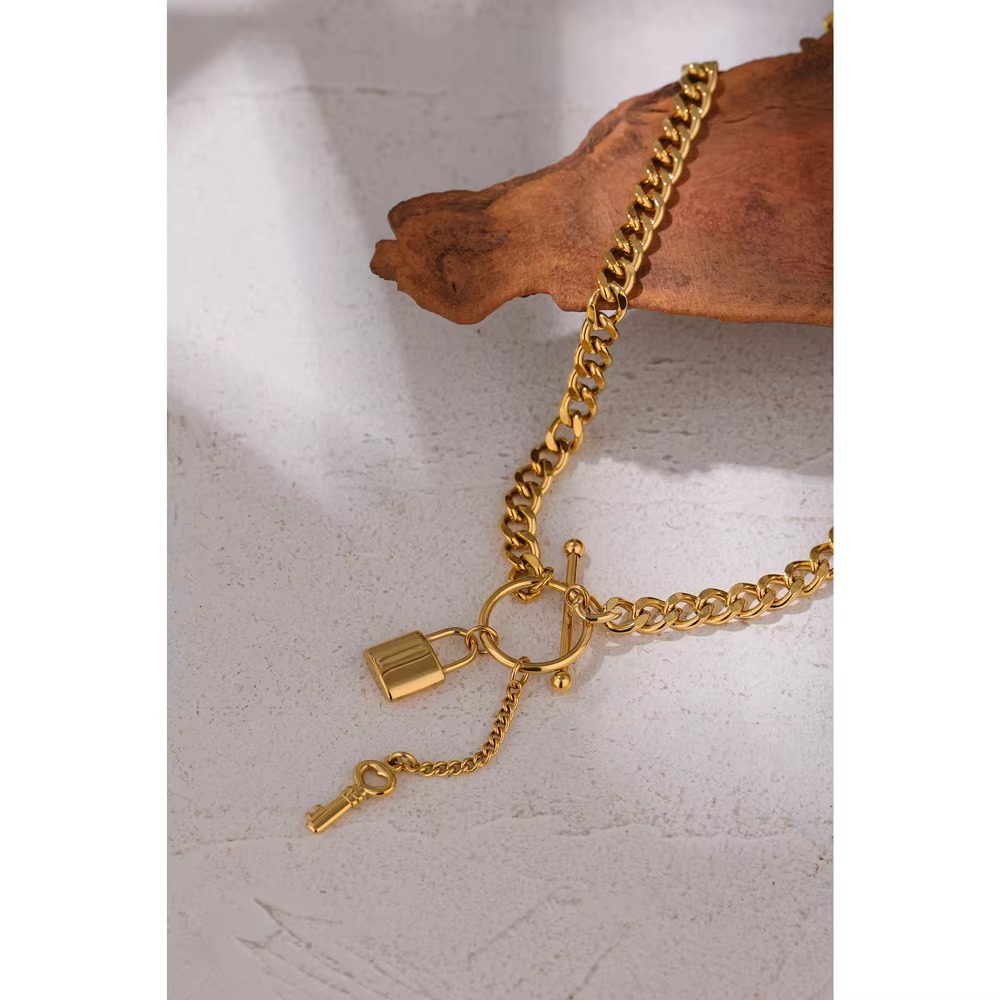 Lock Key Link Necklace