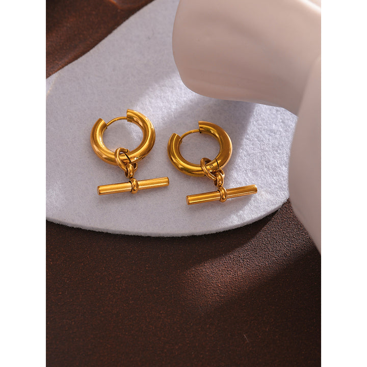 Lyra Toggle Drop Earrings