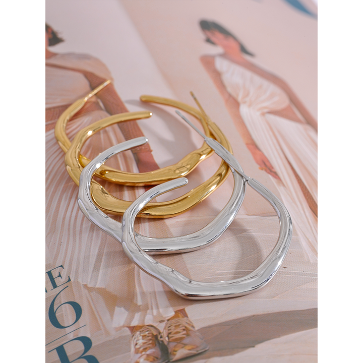 Muse Cluster Earrings