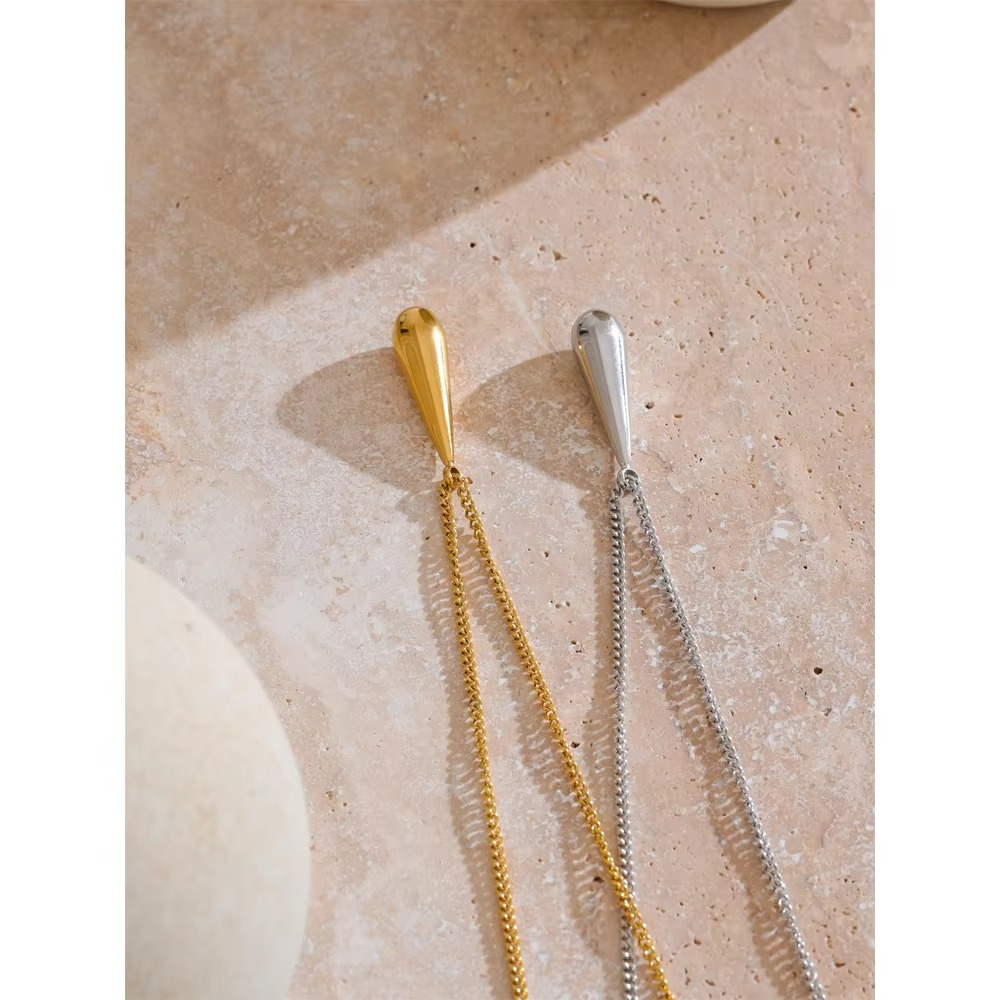 Nimrat Golddrop Pendant