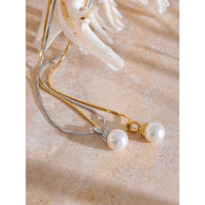 Noor Drop Pearl Necklace