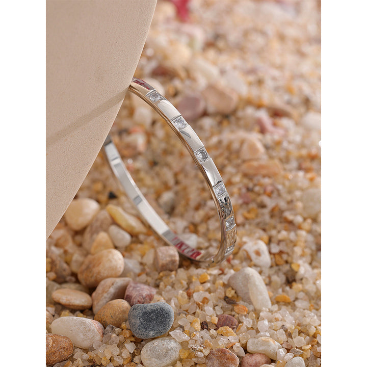 Nyra Crystal Bar Bangle