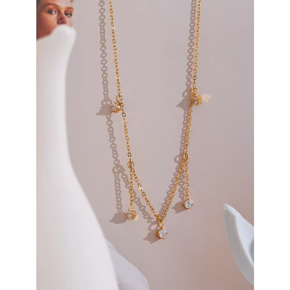 Nyra Emerald Drop Necklace