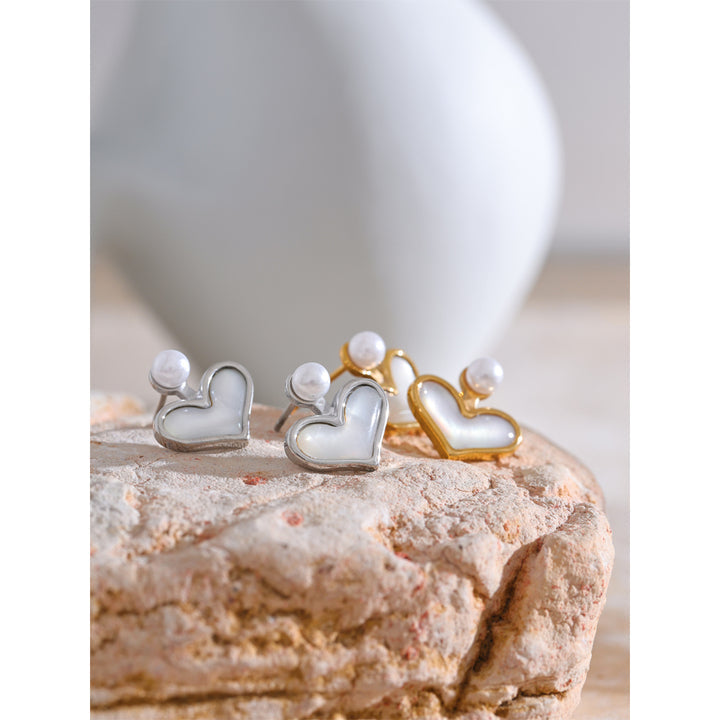 Pearla Heart Pearl Stud Earrings