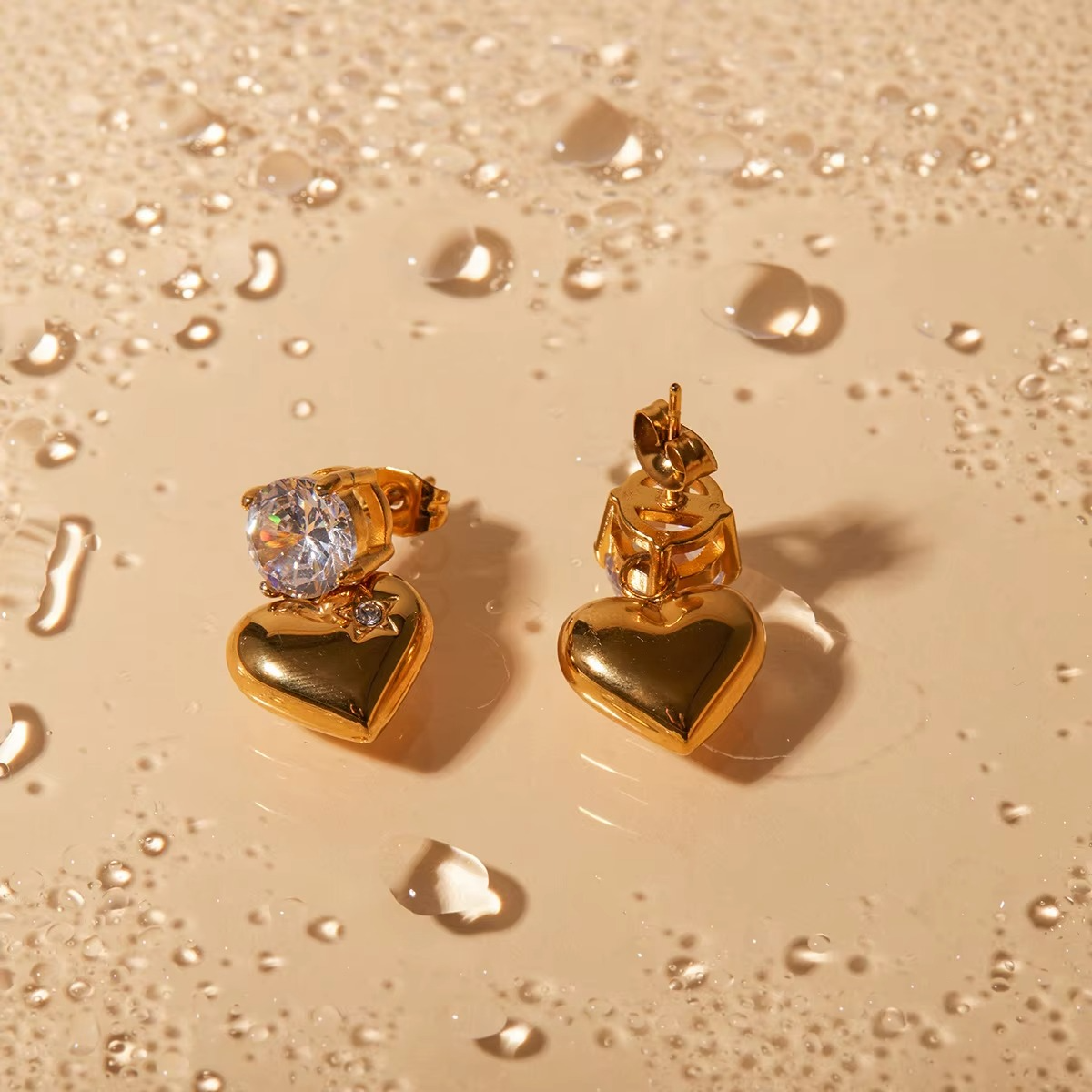 Riva Solitaire Drop Hearts
