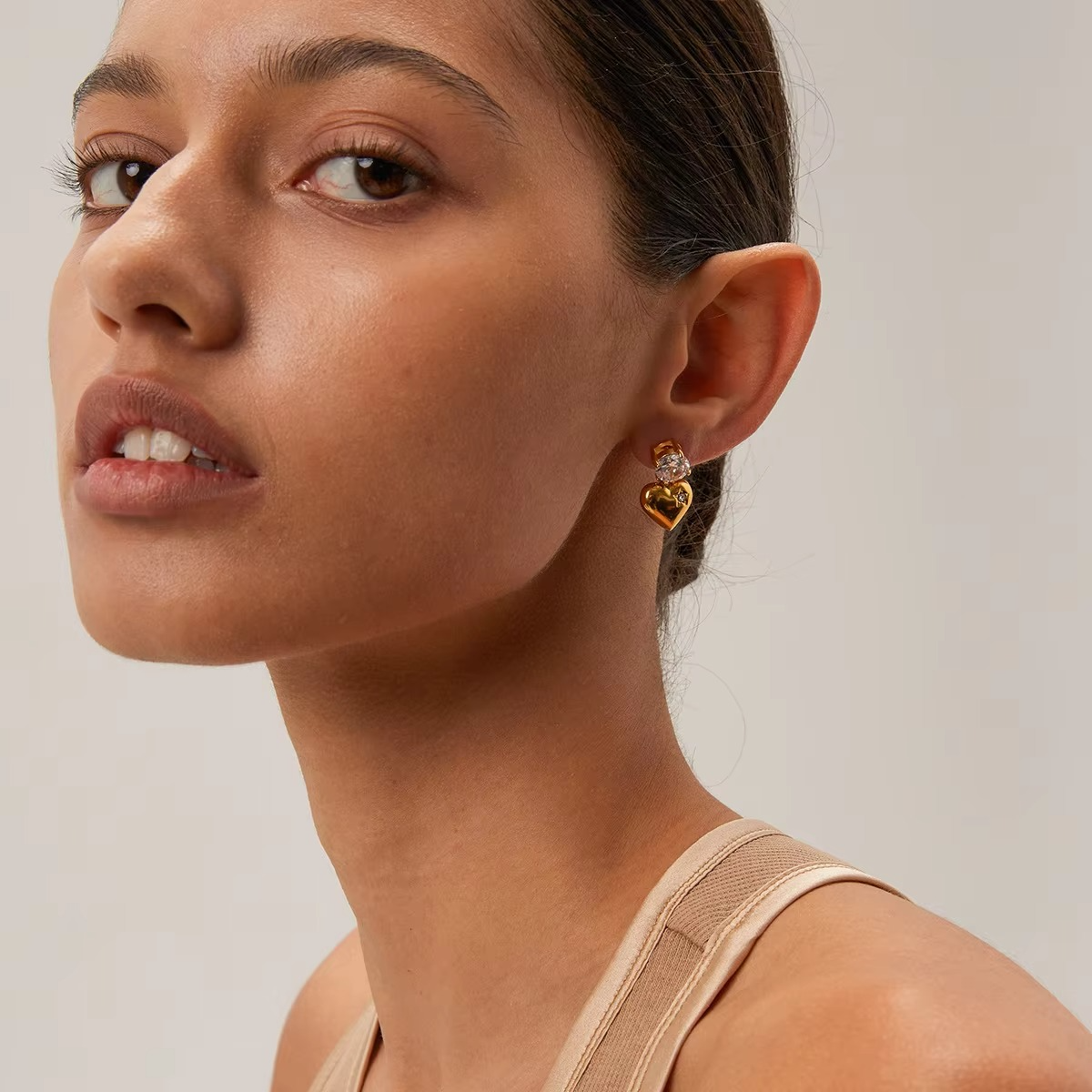 Riva Solitaire Drop Hearts