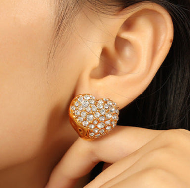 Ruh Spark Heart Studs