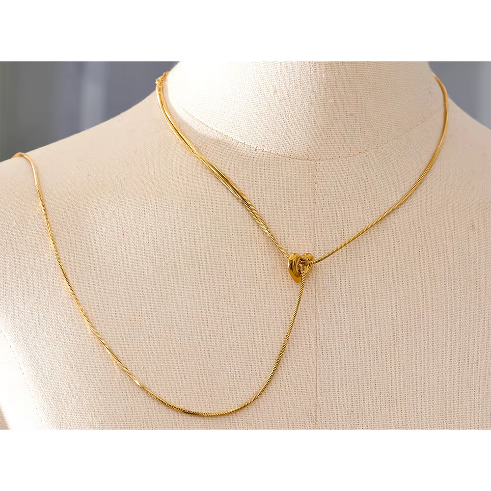 Ruhani Pearl Slider Necklace